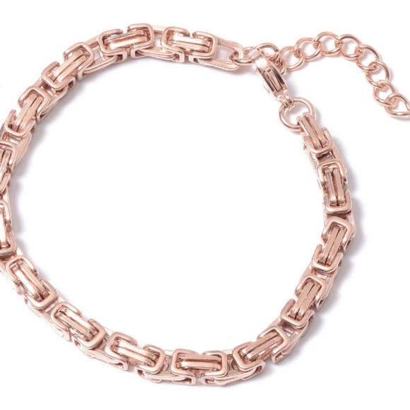 Borobudur Rose Gold Stainless Steel Jewelry Set - Picture 5 of 6